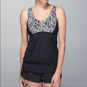 Lululemon Hustle & Bustle Tank Top Black Palm Size 8